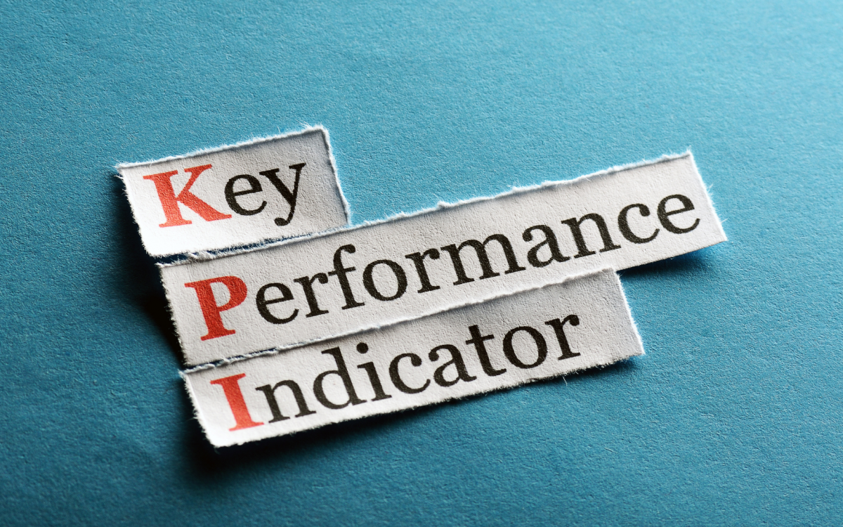 Indicadores clave de rendimiento (KPIs) para despachos profesionales